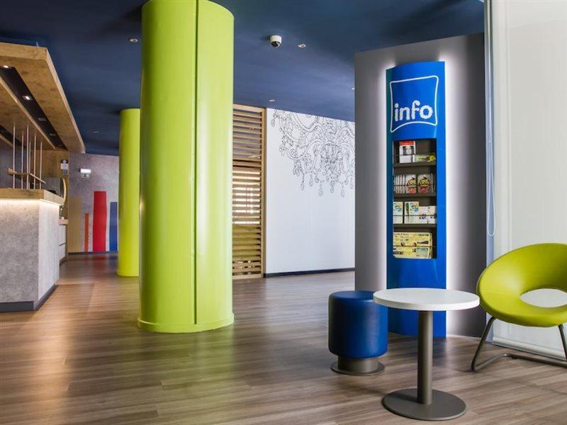 Ibis Budget Braga Centro Esterno foto