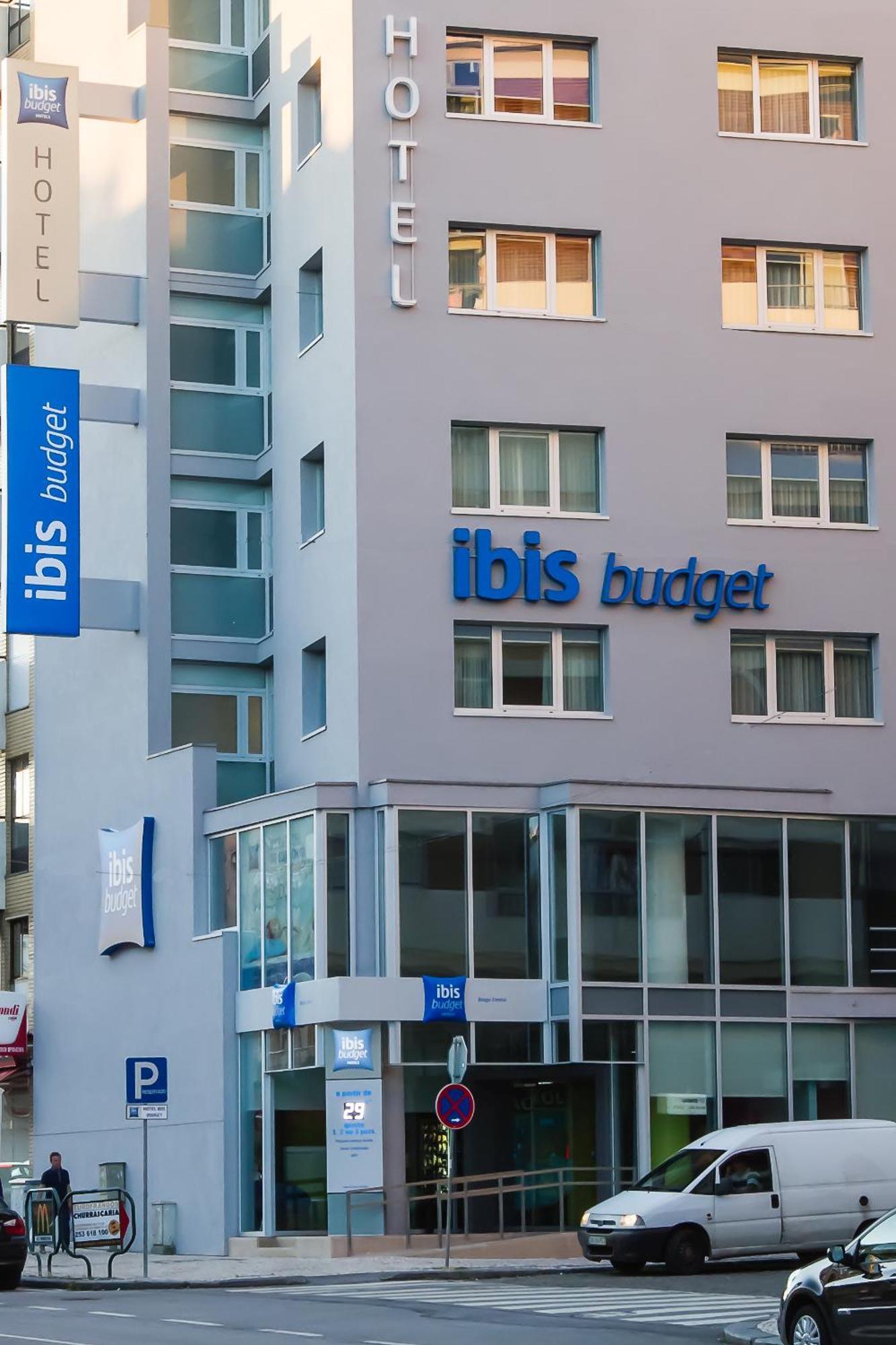 Ibis Budget Braga Centro Esterno foto