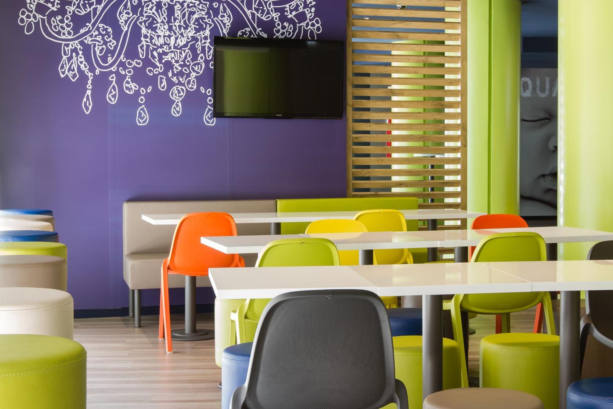 Ibis Budget Braga Centro Esterno foto