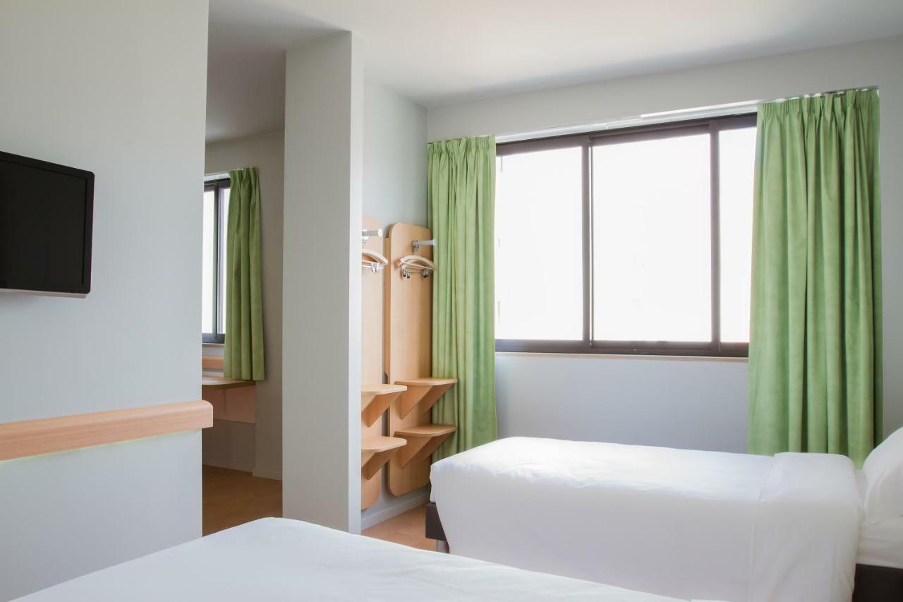 Ibis Budget Braga Centro Esterno foto