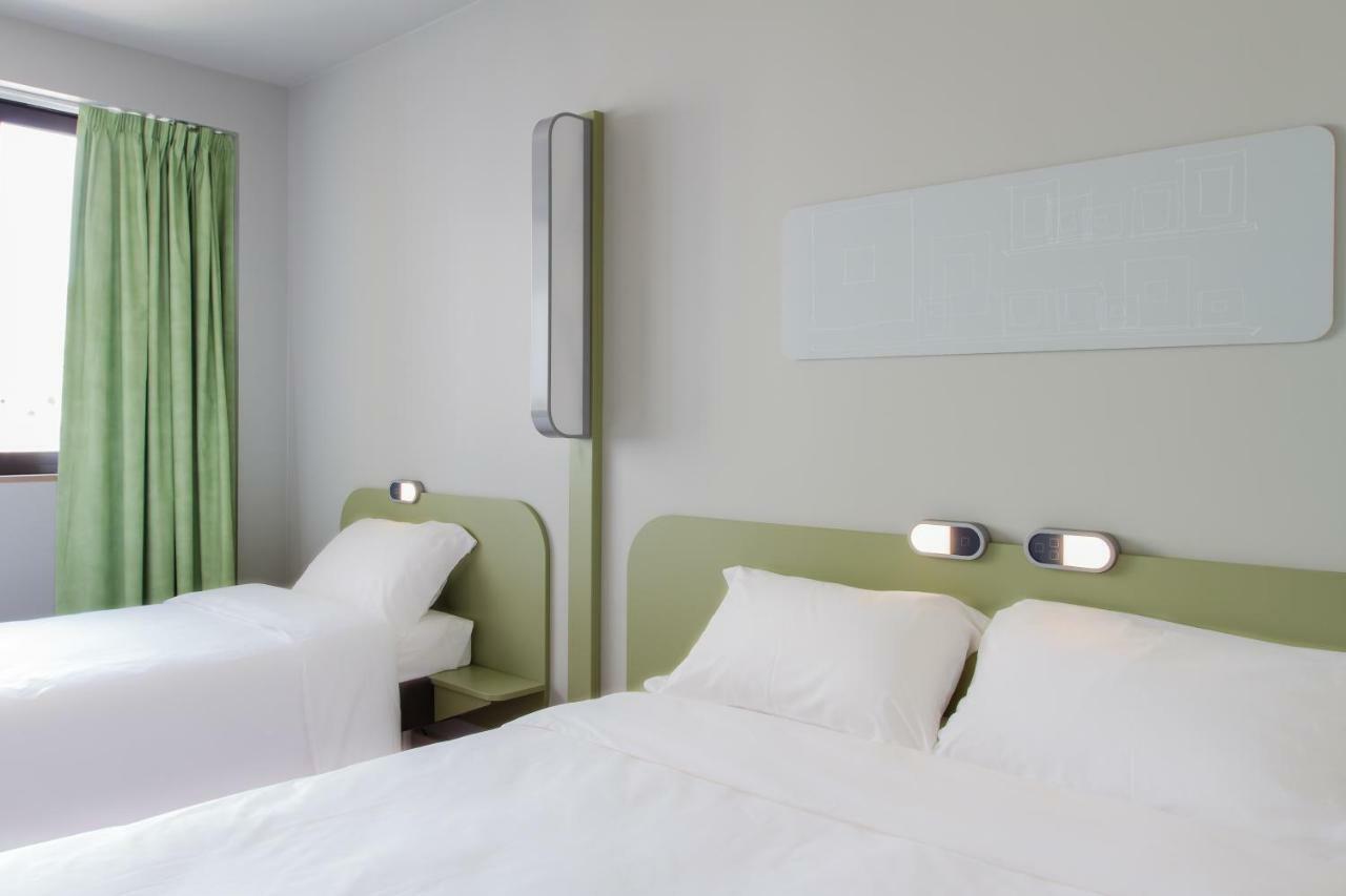 Ibis Budget Braga Centro Esterno foto