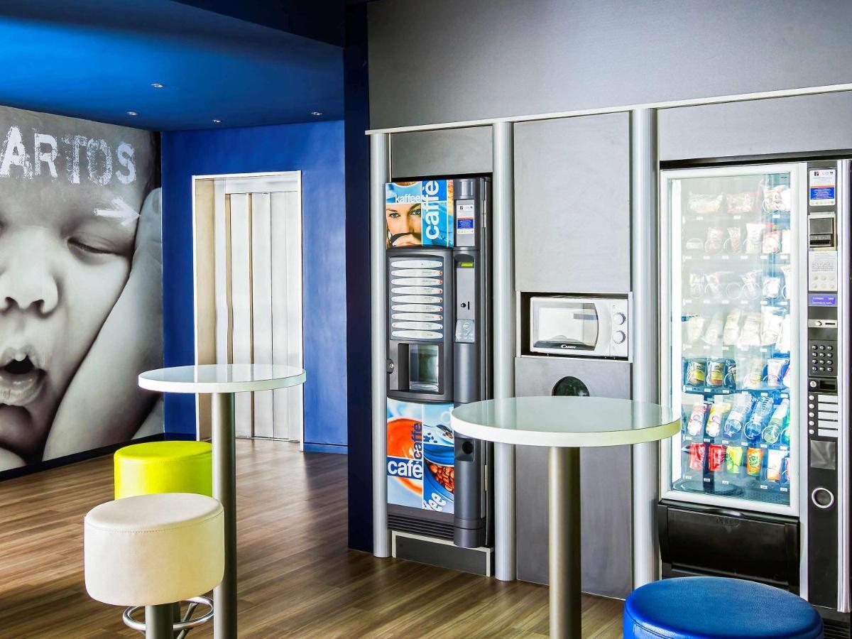 Ibis Budget Braga Centro Esterno foto